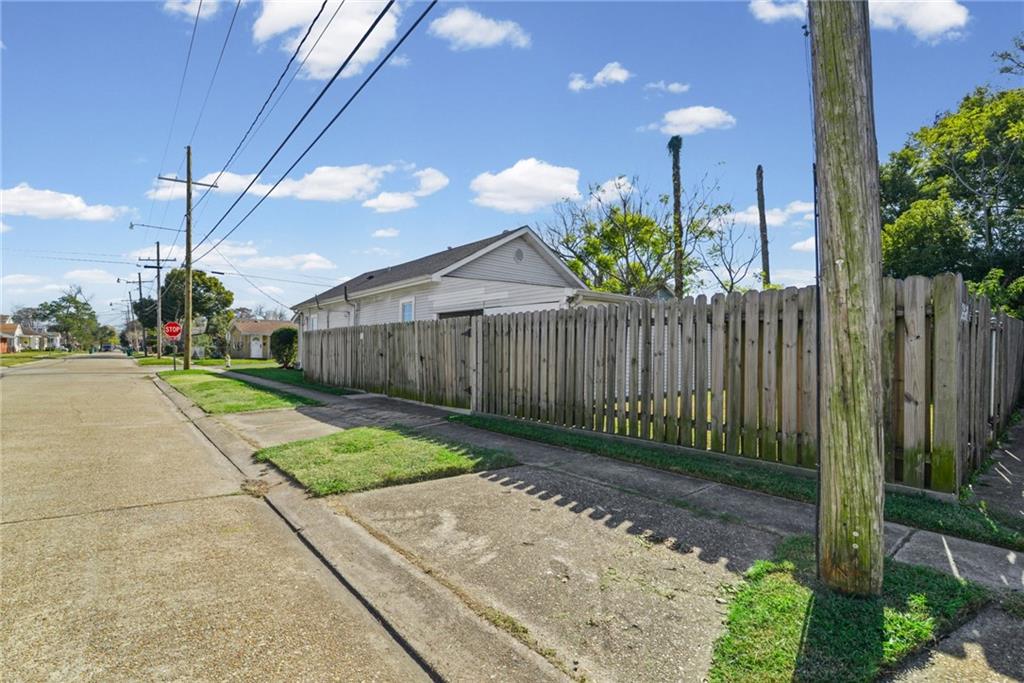 418 Division Street Metairie, LA 70001 - Photo 23 of 25