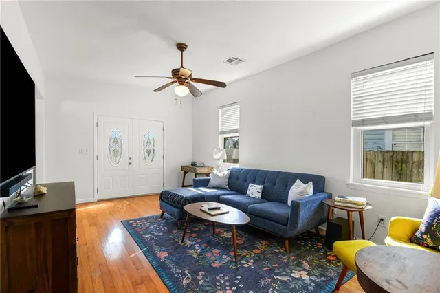 $289,000 | 418 Division Street, Metairie, LA 70001