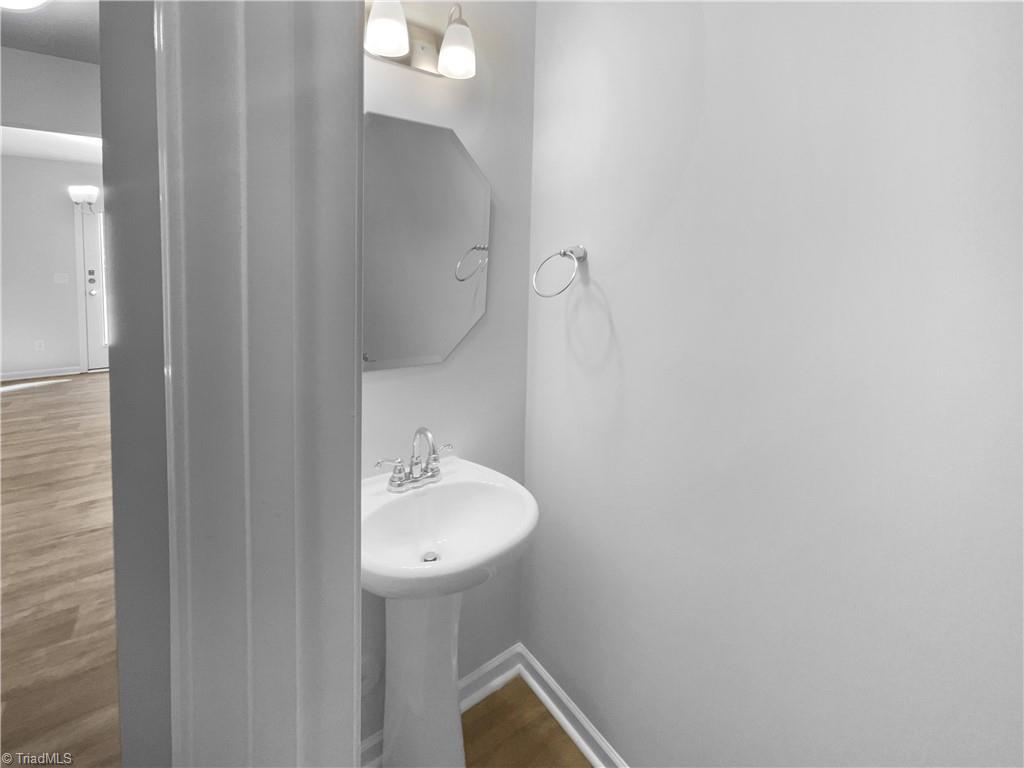 5321 Murray Road Winston-Salem, NC 27106 - Photo 9 of 23