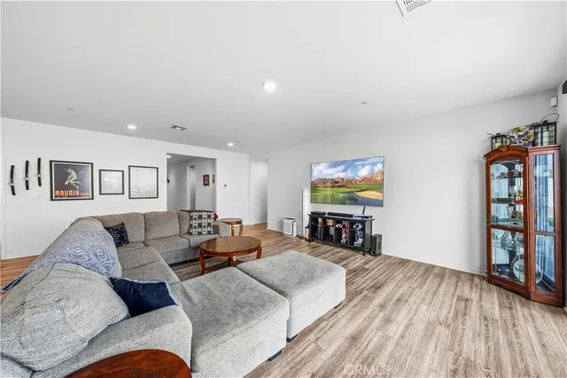 $644,900 | 32463 Mckiernan Lane, Menifee, CA 92584