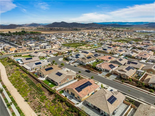 $644,900 | 32463 Mckiernan Lane, Menifee, CA 92584