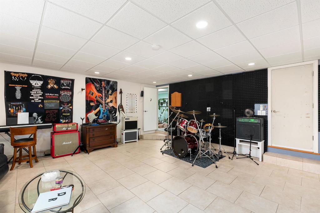 2802 Murray Ridge Road San Diego, CA 92123 - Photo 29 of 38 Gallery Image 29
