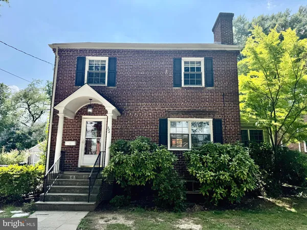 $5,000 | 204 South Irving Street, Arlington, VA 22204