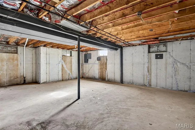 $269,900 | 406 North Harding Street, Desloge, MO 63601