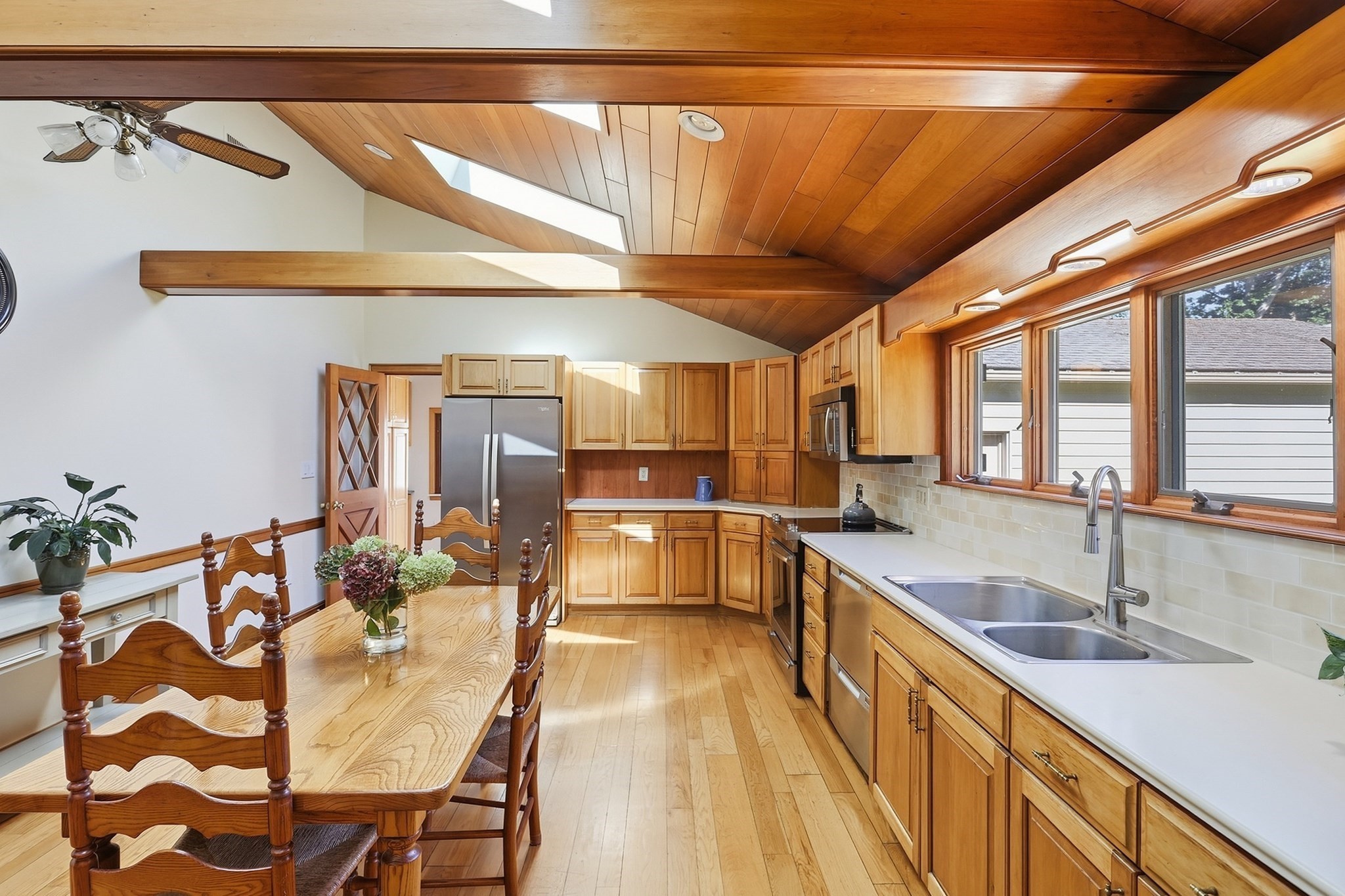 4 Nevada Road Burlington, MA 01803 - Photo 8 of 21 Gallery Image 8