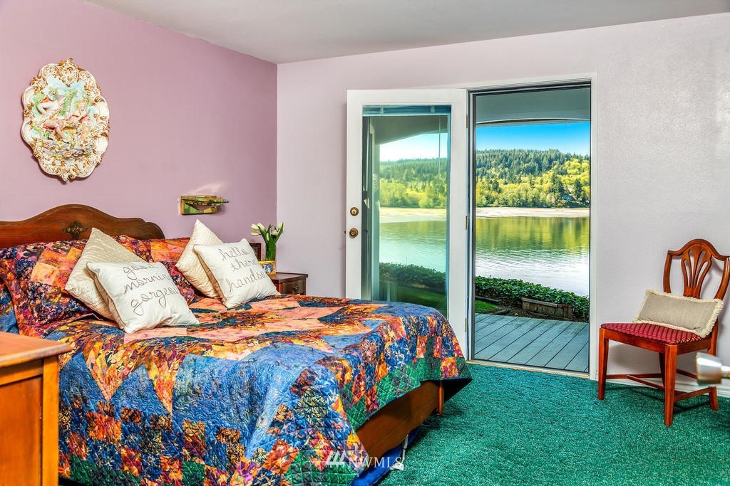 4963 Erlands Point Road Northwest Bremerton, WA 98312 - Photo 14 of 25 Gallery Image 14