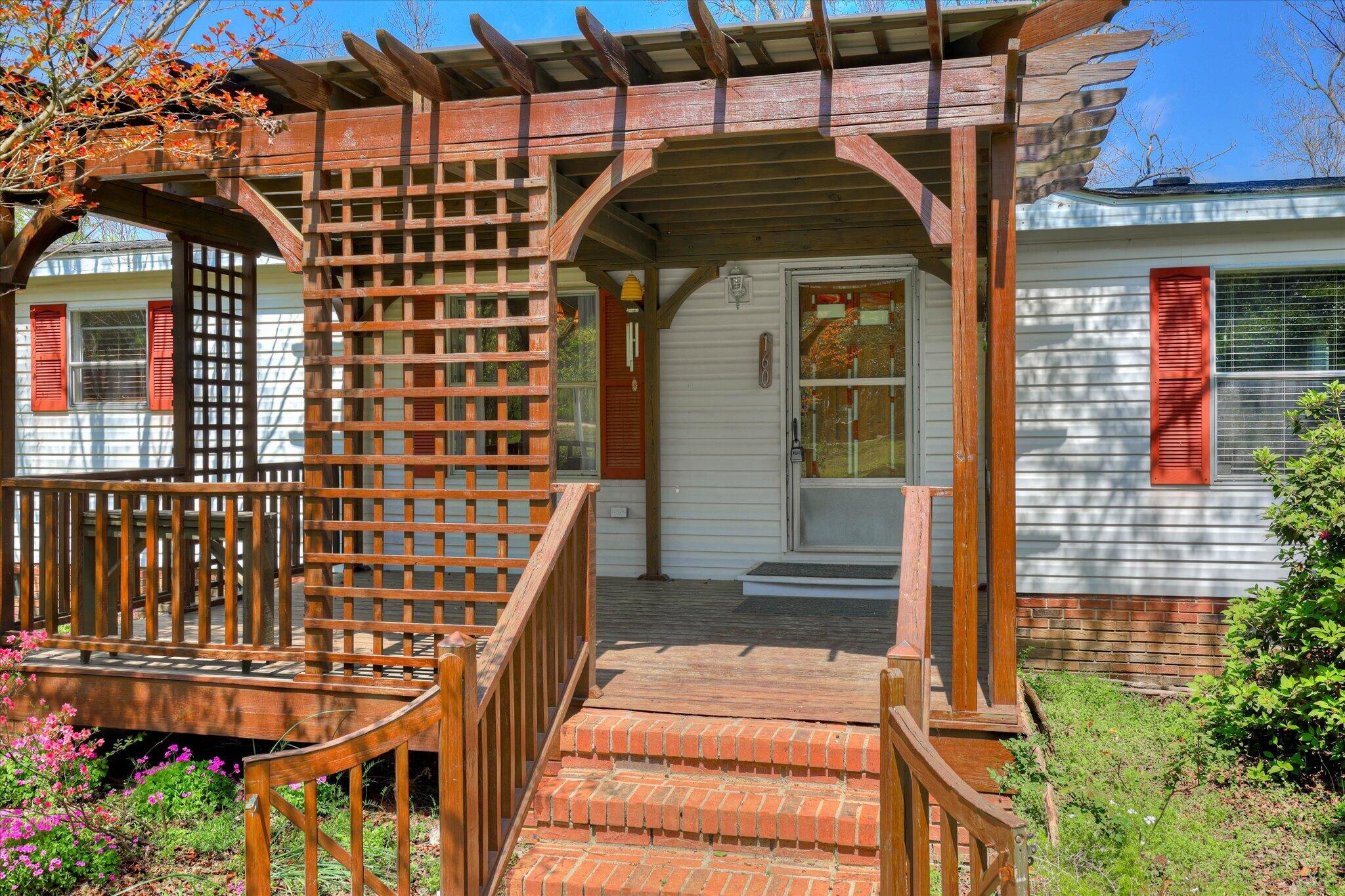 160 Pecan Lane Waynesboro, GA 30830 - Photo 2 of 64 15-115