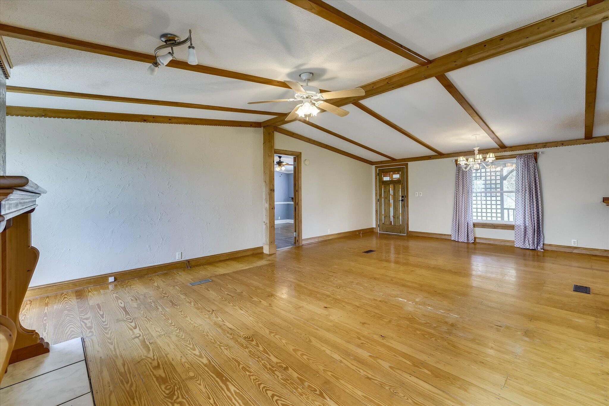 160 Pecan Lane Waynesboro, GA 30830 - Photo 7 of 64 20-120