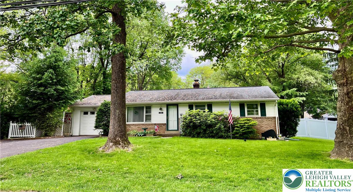 1326 Blue Barn Road Allentown, PA 18104 - Photo 4 of 32