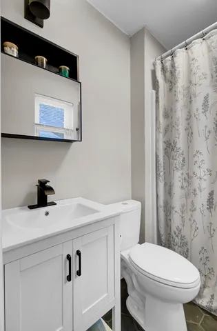 $295,000 | 205 Kirksey Drive, Summerville, SC 29485