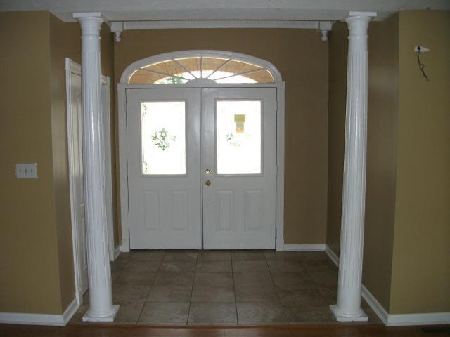 6148 Buck Trail Road Indianapolis, IN 46237 - Photo 3 of 19 Gallery Image 3