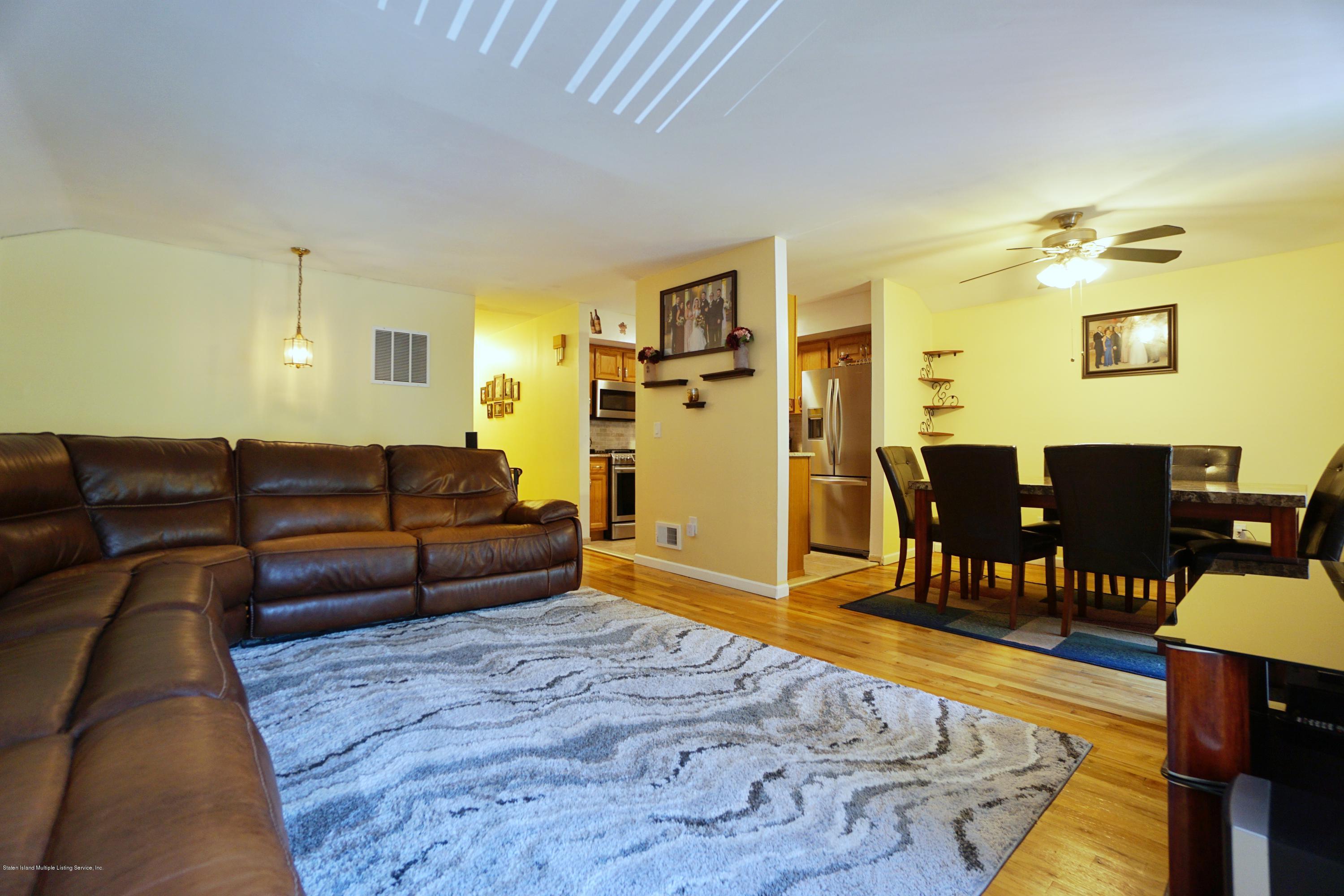 31 Locust Place Staten Island, NY 10308 - Photo 5 of 34 31 Locust Pl