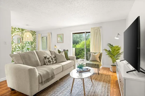 $114,900 | 4215 East Bay Drive, Unit 1806D, Clearwater, FL 33764