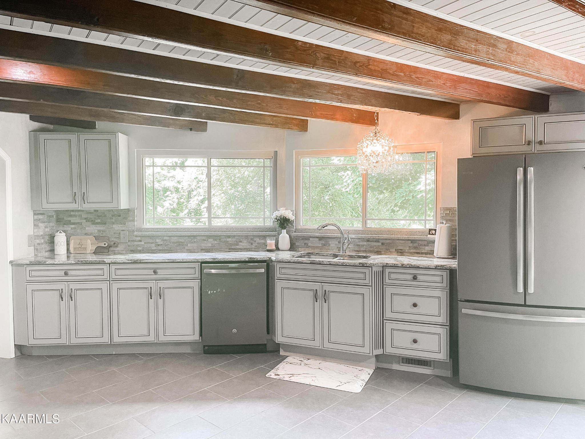 1320 A R Davis Road Seymour, TN 37865 - Photo 8 of 27 a kitchen with granite countertop a cabinets and white appliances