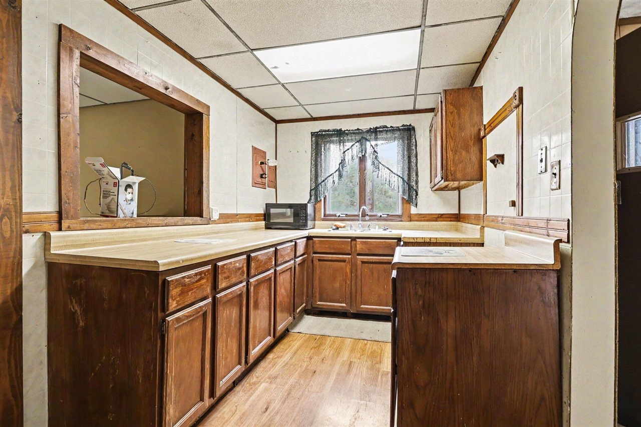 8223 Forest Beach Road Watervliet, MI 49098 - Photo 5 of 20