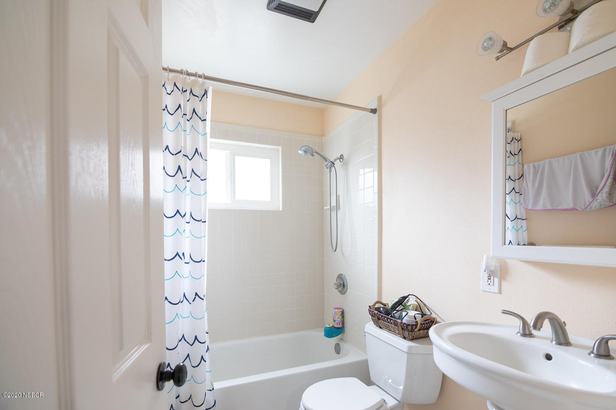 537 Mercury Avenue Lompoc, CA 93436 - Photo 11 of 13 20200727-D12A7656-2-10