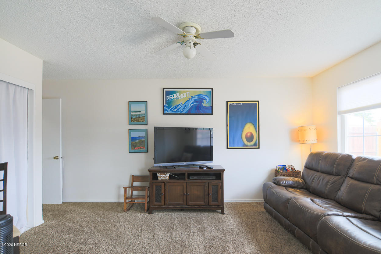 537 Mercury Avenue Lompoc, CA 93436 - Photo 7 of 13 20200727-D12A7635-2-6
