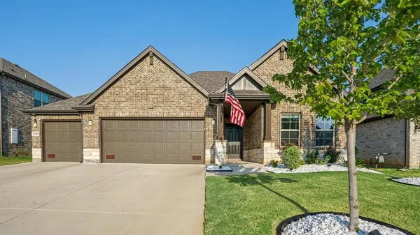 $589,900 | 4118 Mountain Laurel Drive, Hickory Creek, TX 75065