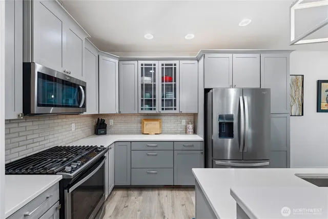 $685,000 | 5612 Clearview Drive, Ferndale, WA 98248