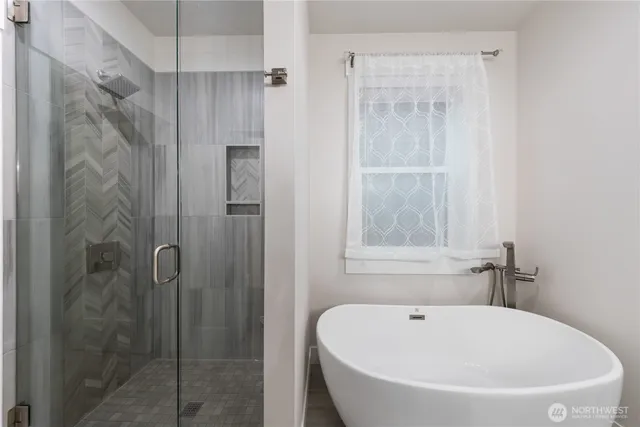 $685,000 | 5612 Clearview Drive, Ferndale, WA 98248