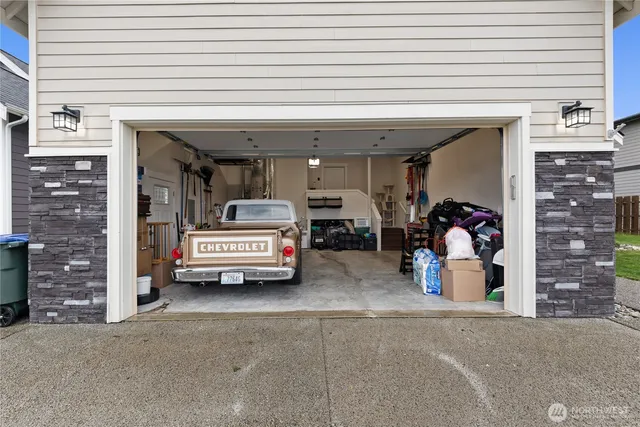 $685,000 | 5612 Clearview Drive, Ferndale, WA 98248