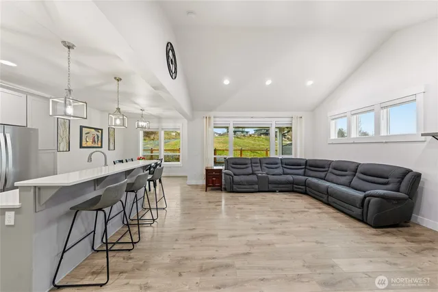 $685,000 | 5612 Clearview Drive, Ferndale, WA 98248