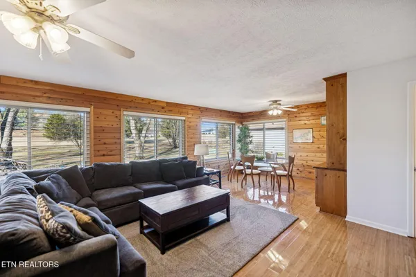 $638,000 | 3576 East Atherton Lane, Baneberry, TN 37890