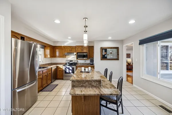 $638,000 | 3576 East Atherton Lane, Baneberry, TN 37890