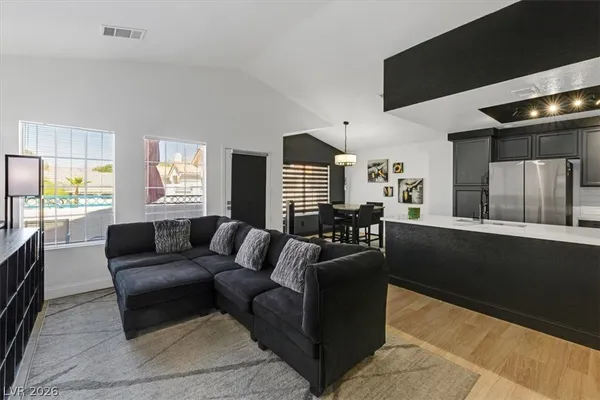 $1,500 | 5201 South Torrey Pines Drive, Unit 1227, Las Vegas, NV 89118