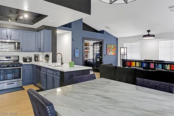 $1,500 | 5201 South Torrey Pines Drive, Unit 1227, Las Vegas, NV 89118