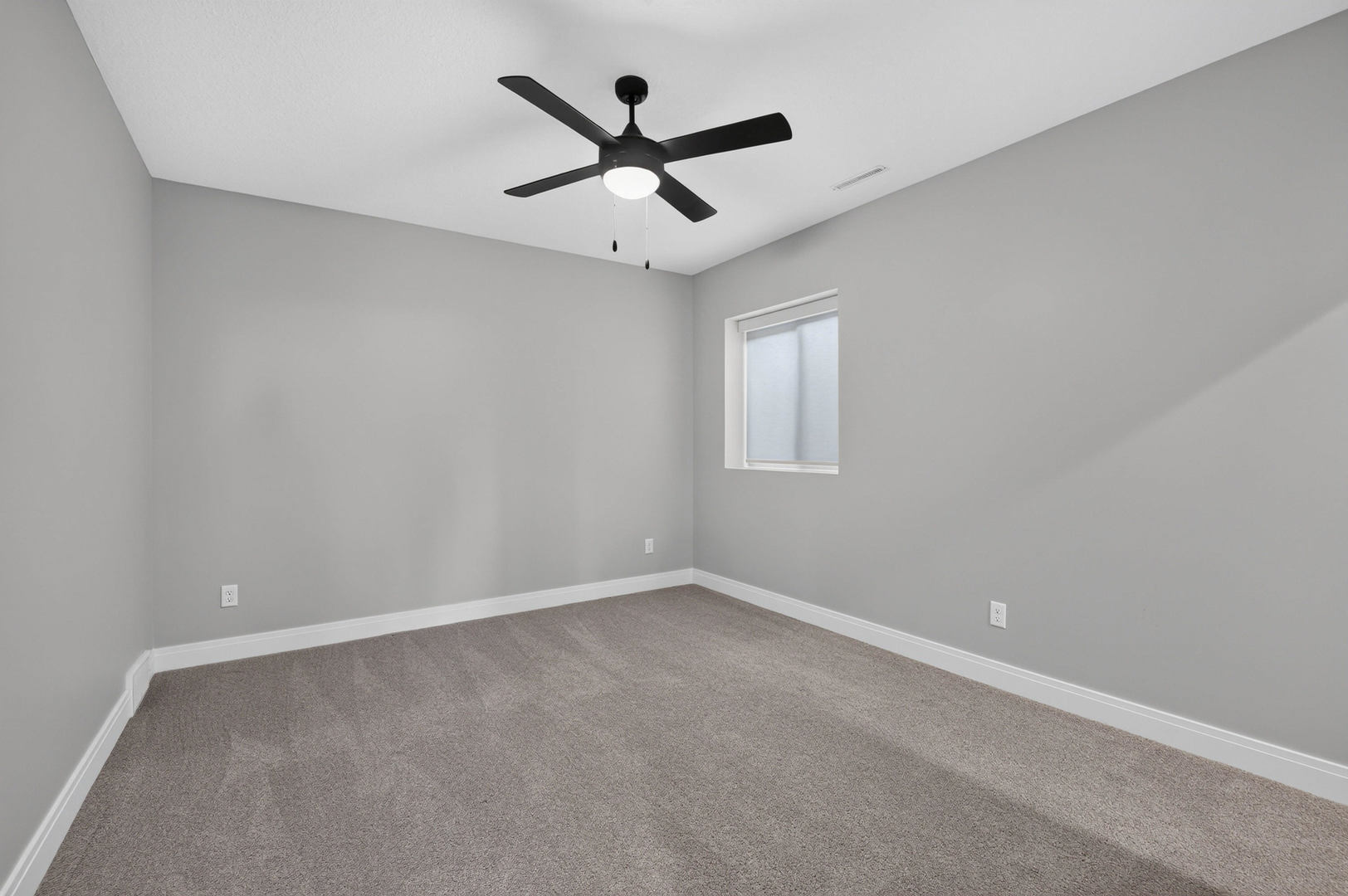 5077 Oak Rdg Court Bettendorf, IA 52722 - Photo 55 of 59