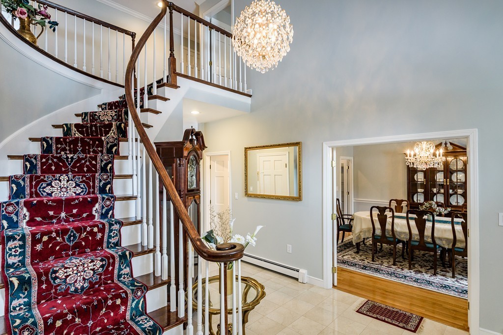 68 Laurel Road Weston, MA 02493 - Photo 7 of 26