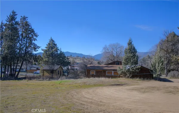 $370,000 | 905 Campbell Avenue, Yreka, CA 96097