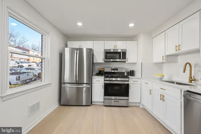 $349,900 | 1353 Potomac Heights Drive, Unit 54, Fort Washington, MD 20744