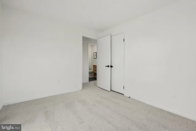 $339,900 | 1353 Potomac Heights Drive, Unit 54, Fort Washington, MD 20744