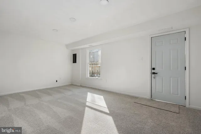 $349,900 | 1353 Potomac Heights Drive, Unit 54, Fort Washington, MD 20744