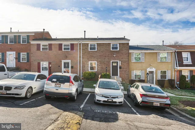 $349,900 | 1353 Potomac Heights Drive, Unit 54, Fort Washington, MD 20744