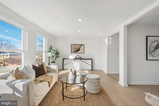 $349,900 | 1353 Potomac Heights Drive, Unit 54, Fort Washington, MD 20744