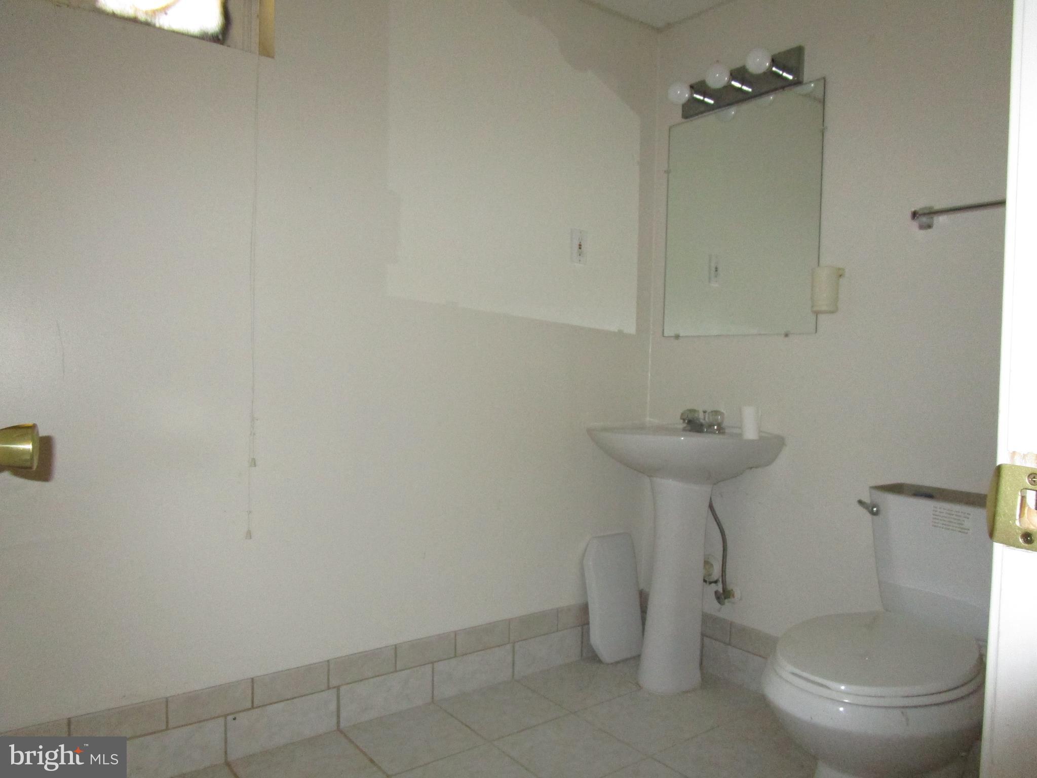 4709 Wheeler Road Oxon Hill, MD 20745 - Photo 12 of 19 Bath