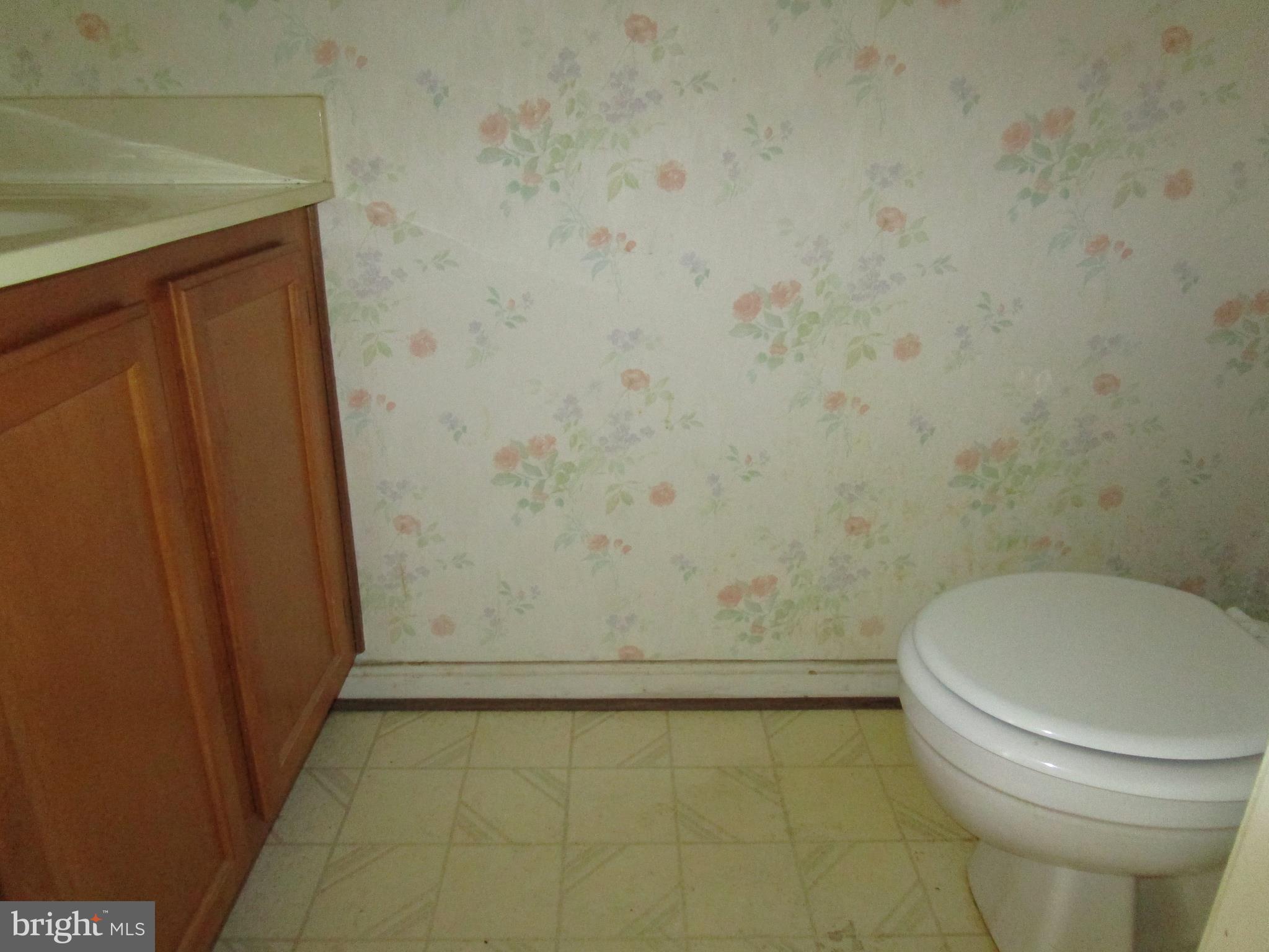 4709 Wheeler Road Oxon Hill, MD 20745 - Photo 8 of 19 Bath