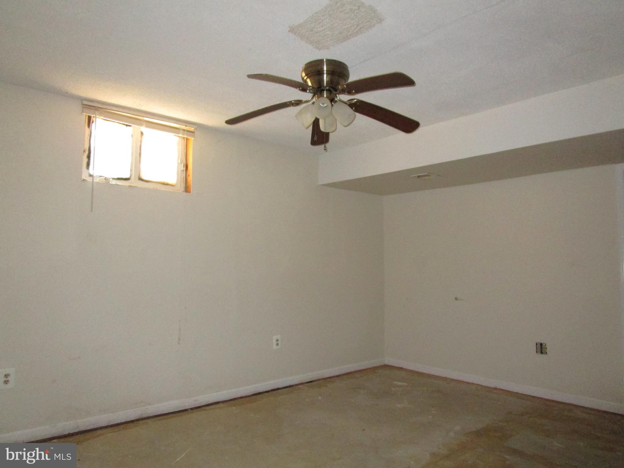 4709 Wheeler Road Oxon Hill, MD 20745 - Photo 9 of 19 Interior (General)