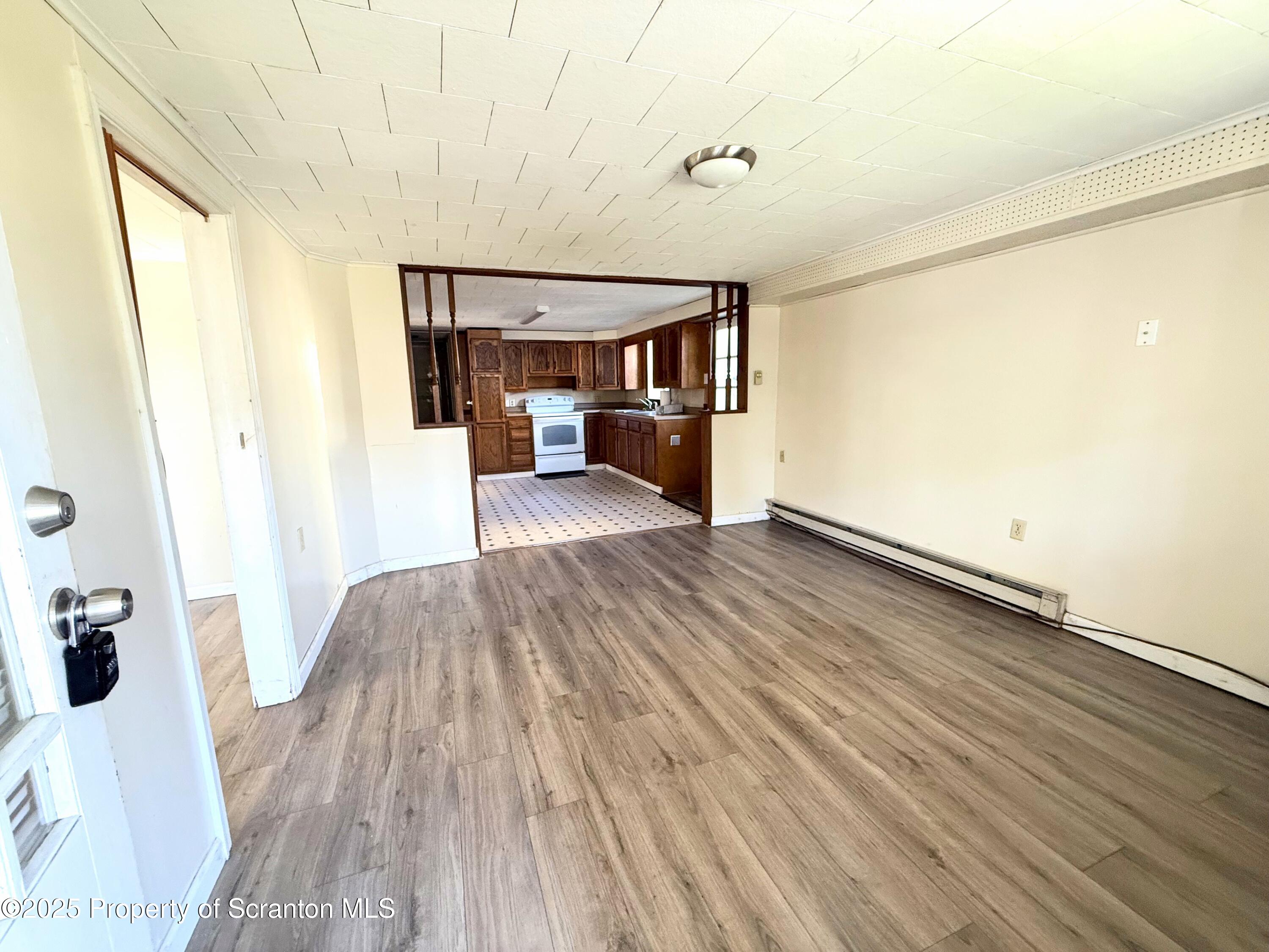 647 Laurel Street Dickson City, PA 18519 - Photo 3 of 10 647 Laurel St. 1