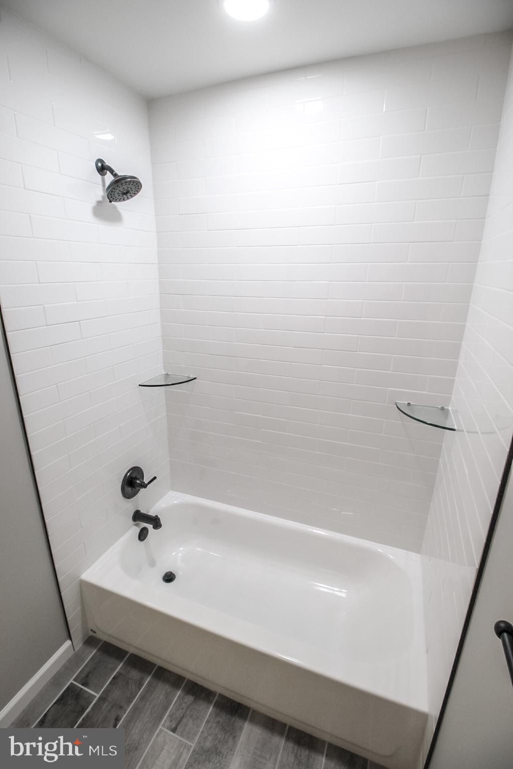 571 Elbridge Road Morrisville, PA 19067 - Photo 12 of 26 Gallery Image 12