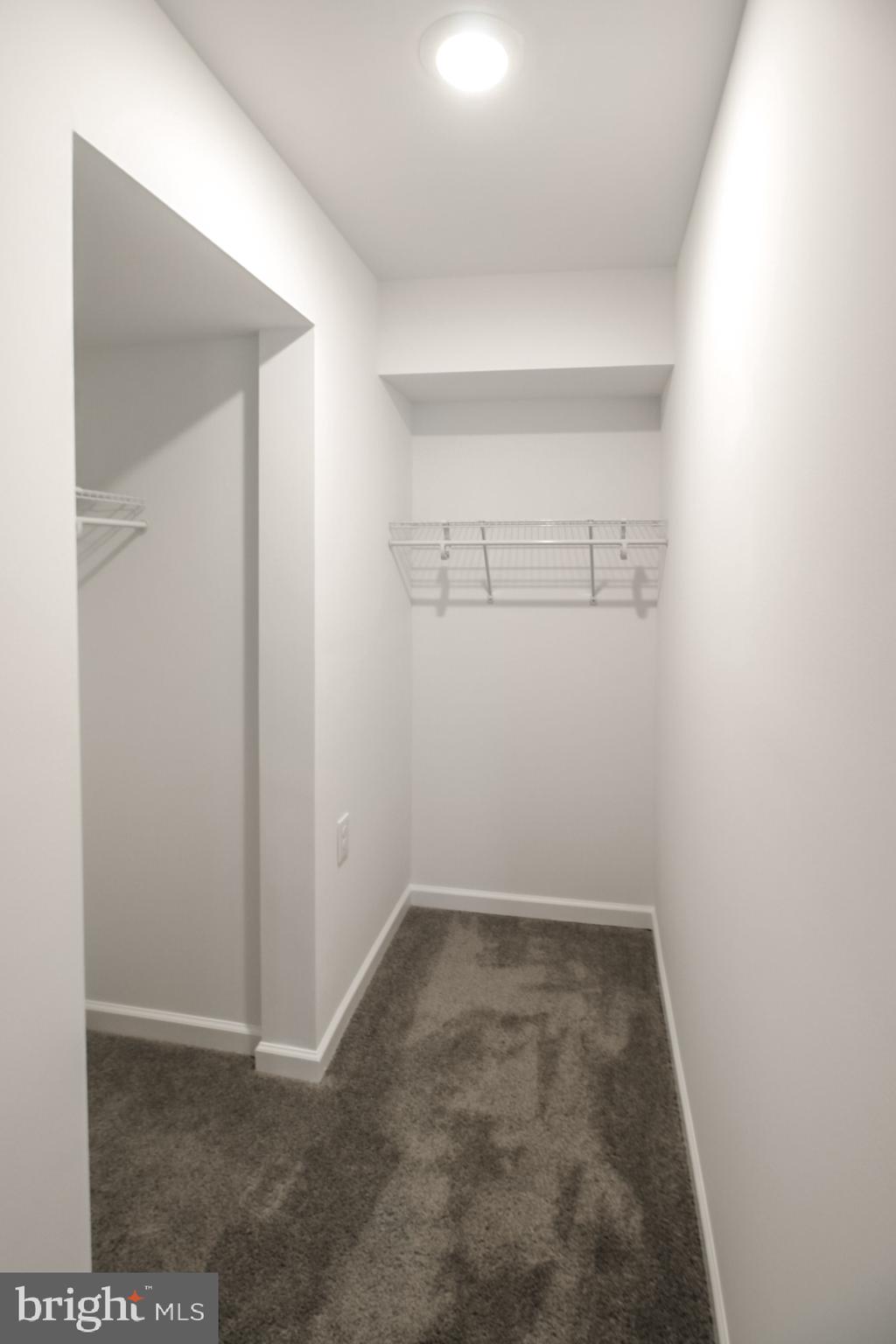 571 Elbridge Road Morrisville, PA 19067 - Photo 14 of 26 Gallery Image 14