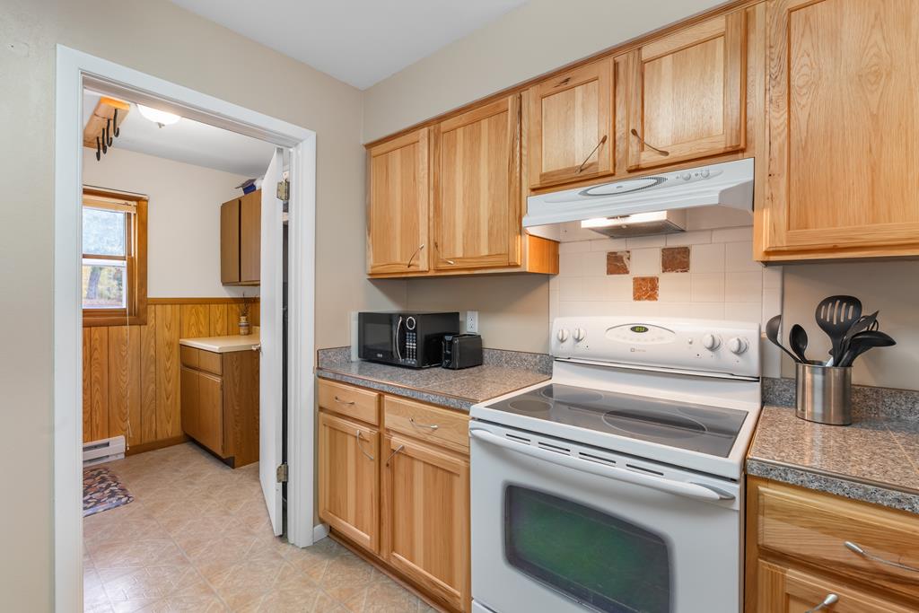 10701 Timber Ridge Circle, Unit 8B (30) Sister Bay, WI 54234 - Photo 7 of 38