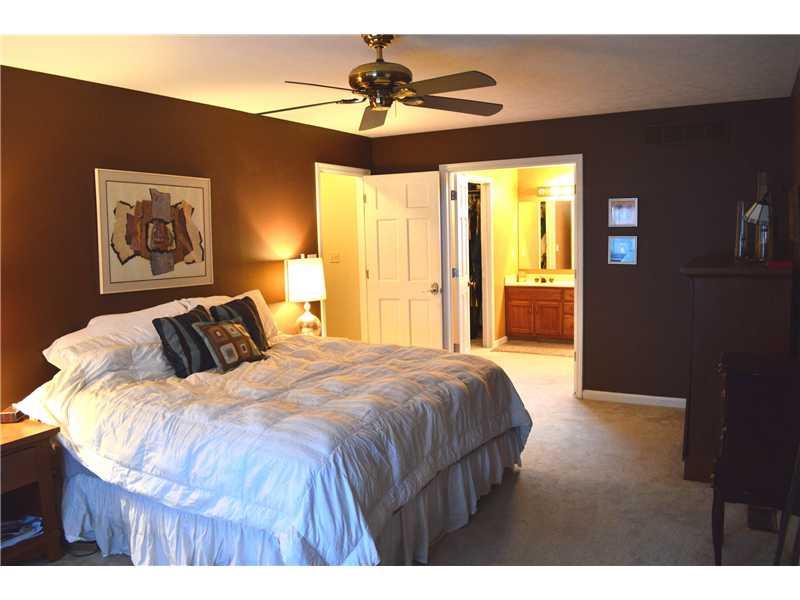 8148 Claridge Road Indianapolis, IN 46260 - Photo 11 of 24 Gallery Image 11