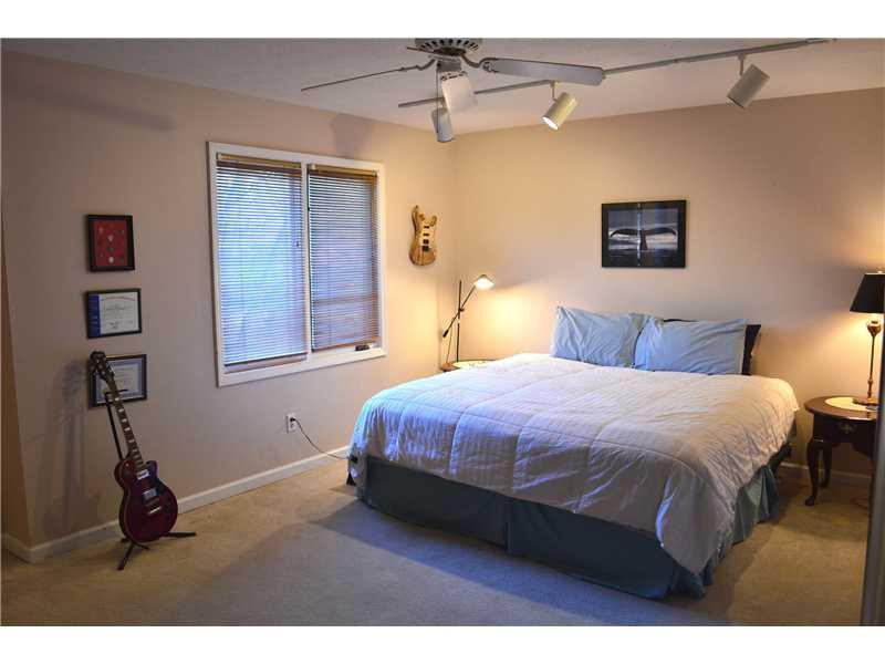8148 Claridge Road Indianapolis, IN 46260 - Photo 18 of 24 Gallery Image 18