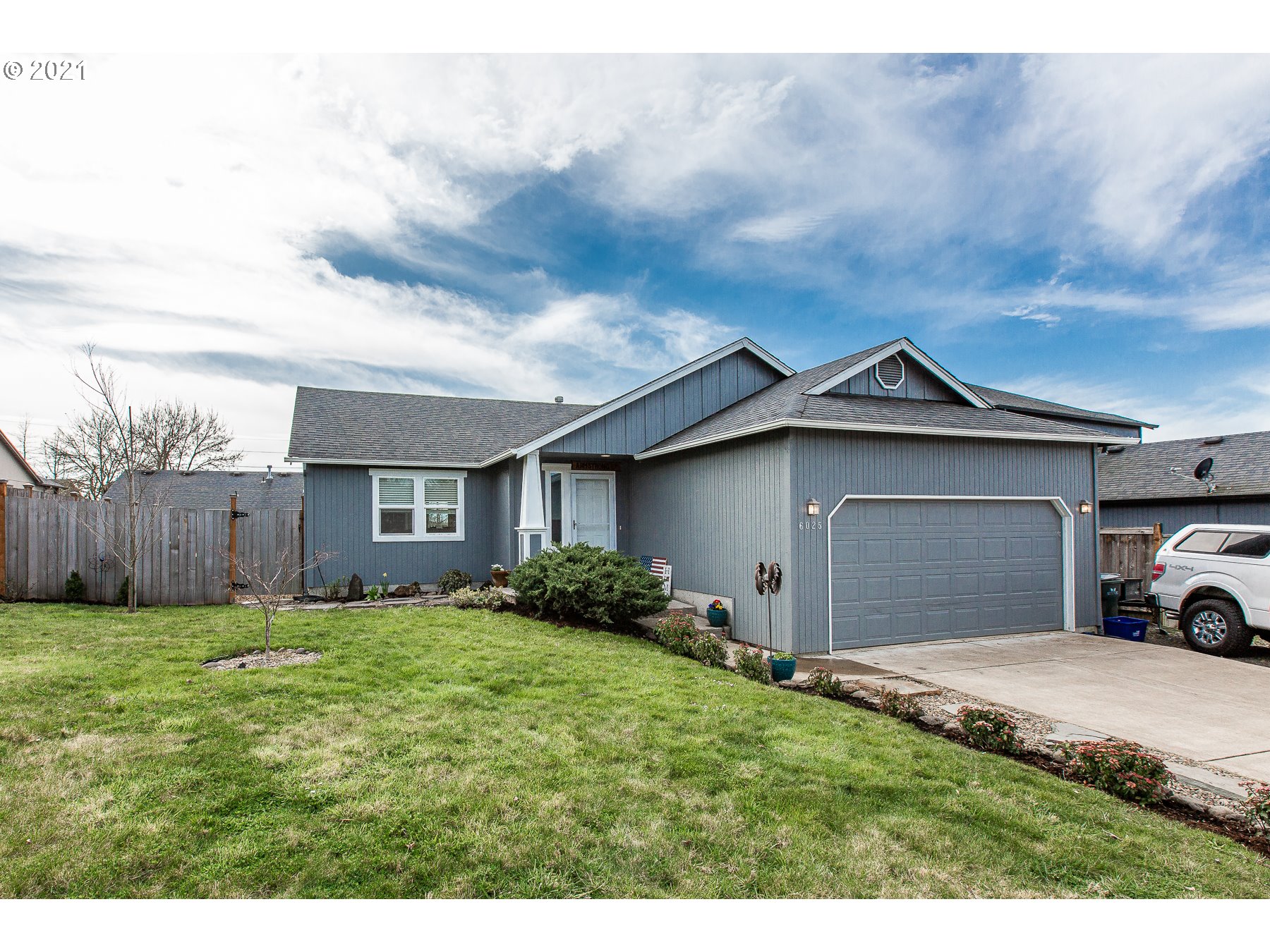 6025 Orchid Lane Springfield, OR 97478 - Photo 3 of 28 Gallery Image 3