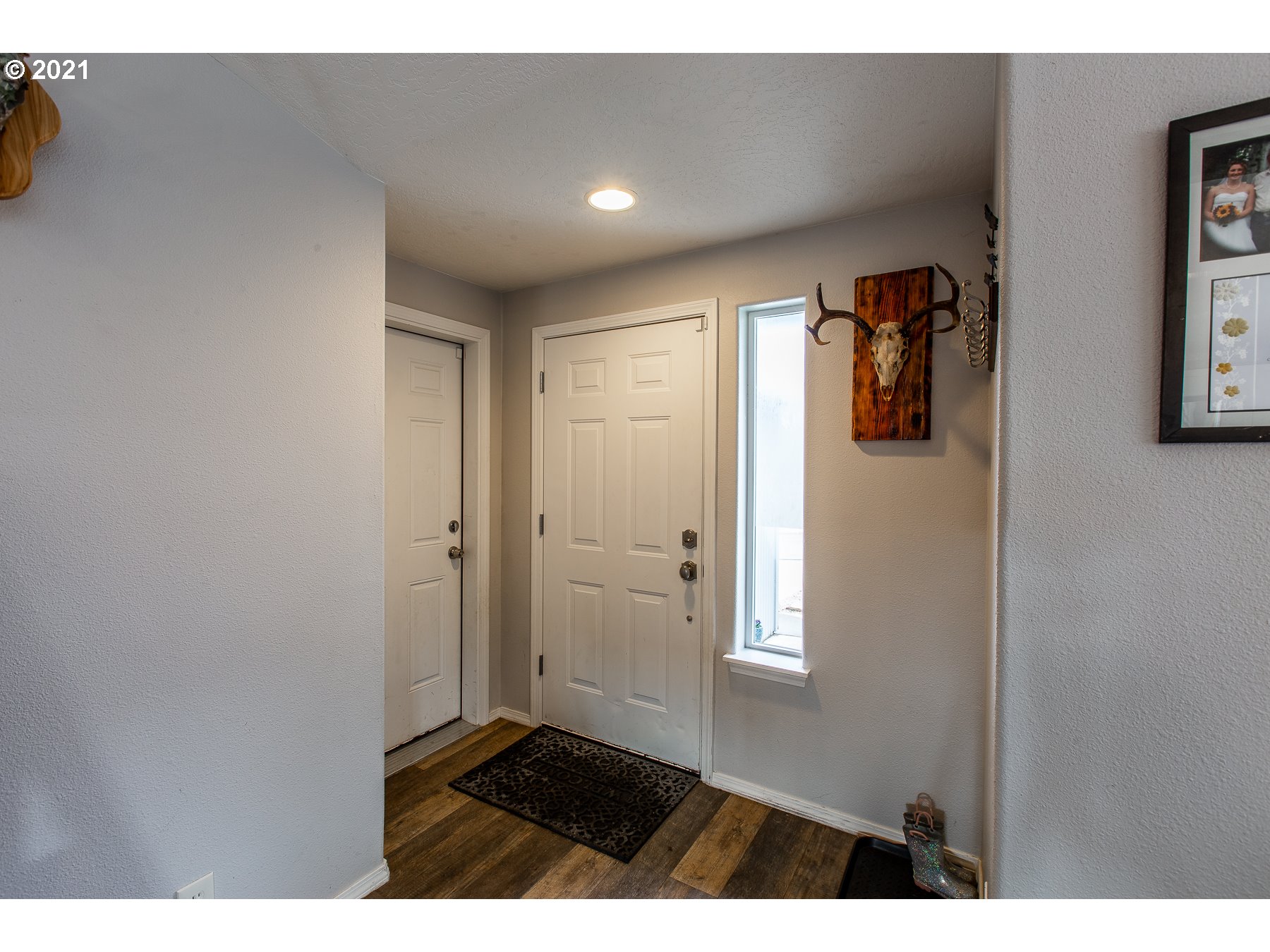 6025 Orchid Lane Springfield, OR 97478 - Photo 6 of 28 Gallery Image 6