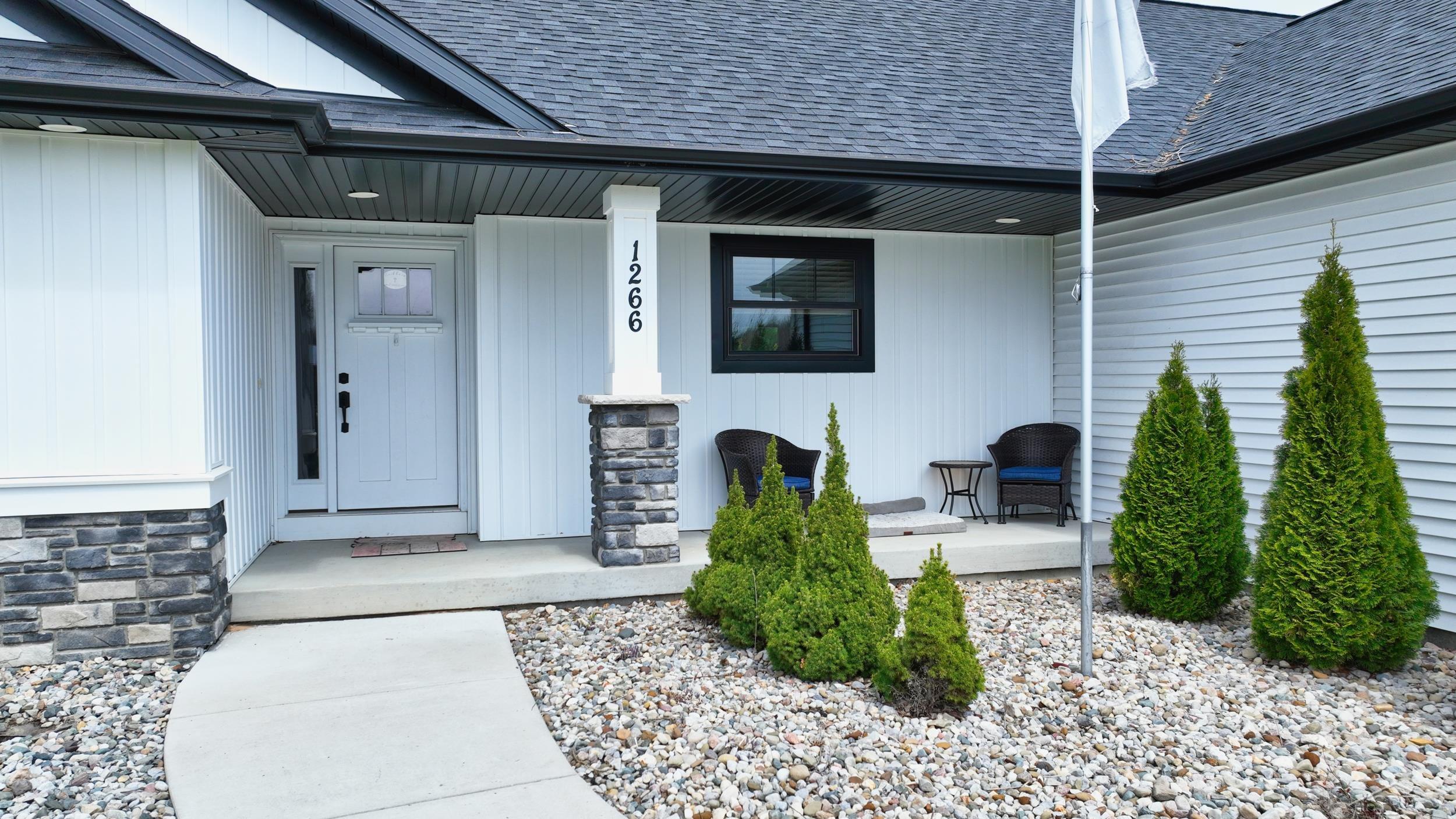 1266 West Freeland Road Bay City, MI 48706 - Photo 5 of 58